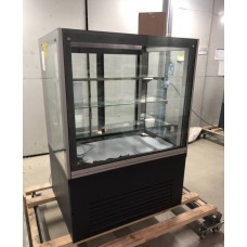 Холодильна вітрина кондитерська UBC Juno DK Cube 1,0 склопакети